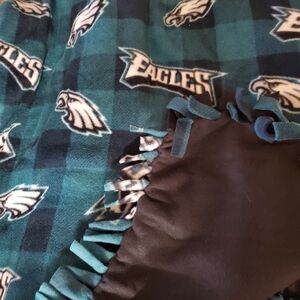 Eagles Fleece Throw Blanket - Green and Black